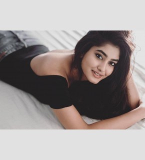 Kannada actress Priyanka Kumar latest hot and sexy...